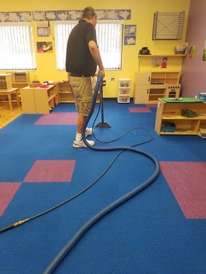 Commercial Carpet Cleaning in Oakland Park, FL (1)