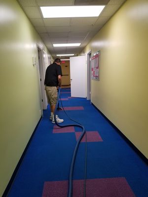 Commercial Carpet Cleaning in Oakland Park, FL (3)