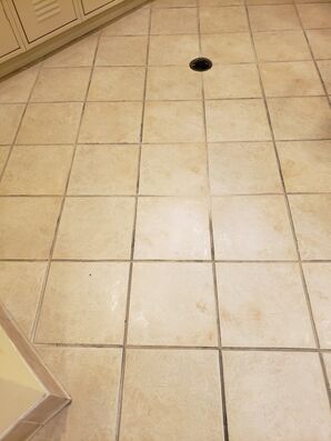 Before and After Tile and Grout Cleaning Services in Fort Lauderdale, FL (3)