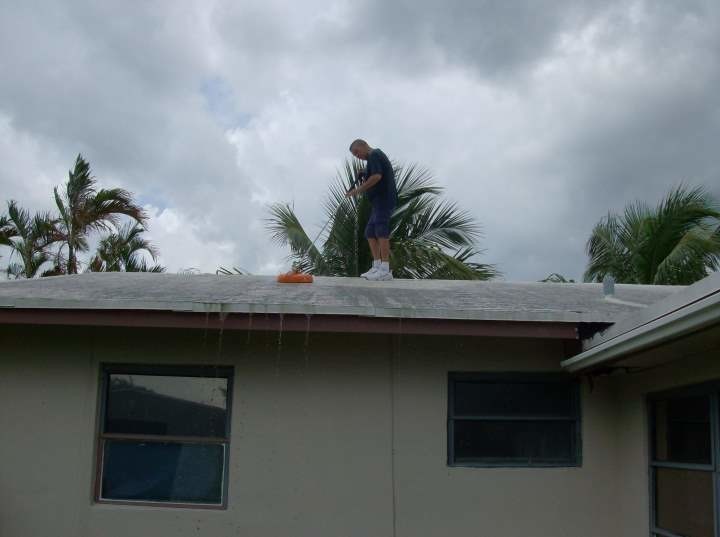 Pressure Washing of a Roof